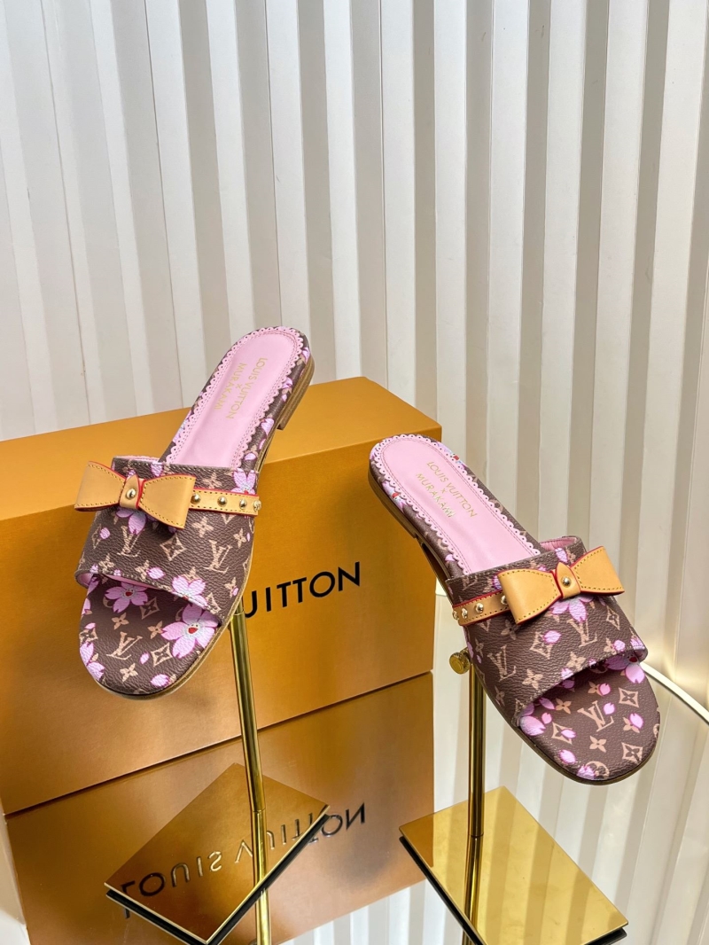 l0vis Vvtt0n slippers